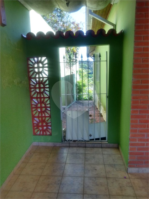 Sobrado à venda com 3 quartos em Horto, São Paulo, SP