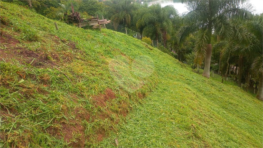 Terreno à venda no condomínio Portal do Igaratá, Igaratá - SP