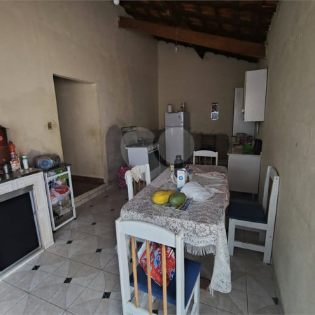 Casa à venda com 3 quartos em Jardim Vieira de Moraes, Itapetininga, SP
