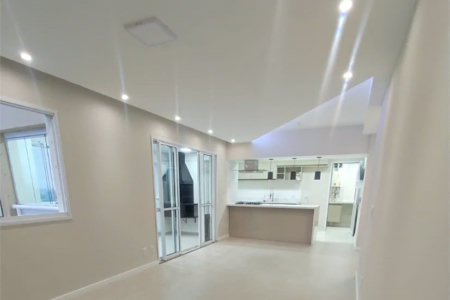 Apartamento à venda com 3 quartos, sendo 2 suítes,  em Jardim Arpoador, São Paulo, SP