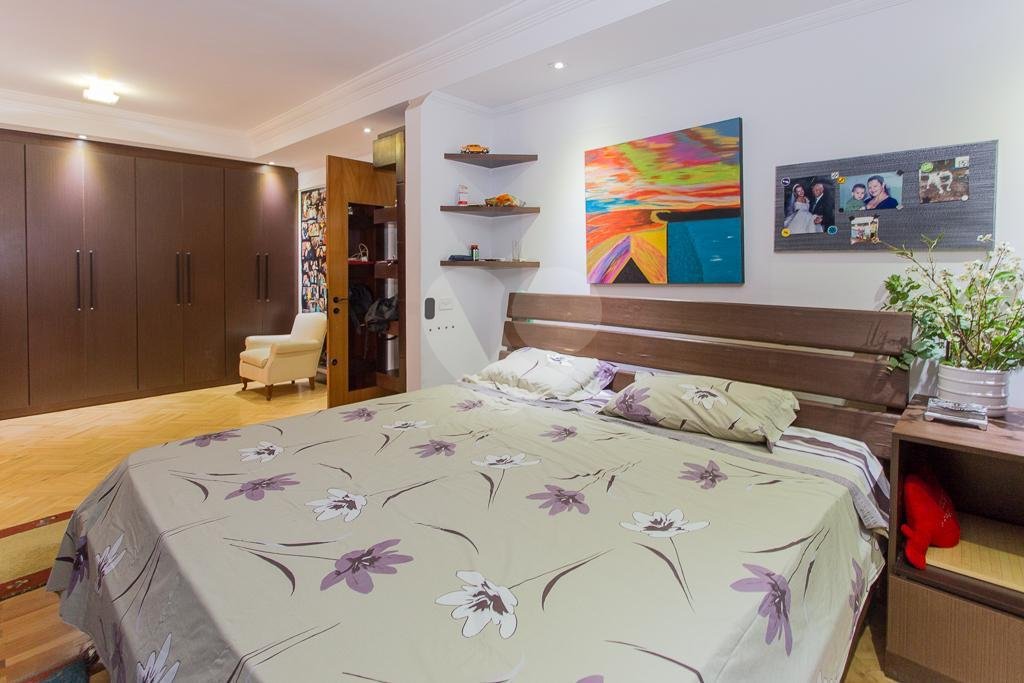 Apartamento para alugar com 5 quartos, sendo 3 suítes, em Alto de Pinheiros, São Paulo, SP