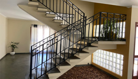 Casa à venda com 3 suítes no condomínio Villaggio Capriccio, Louveira - SP