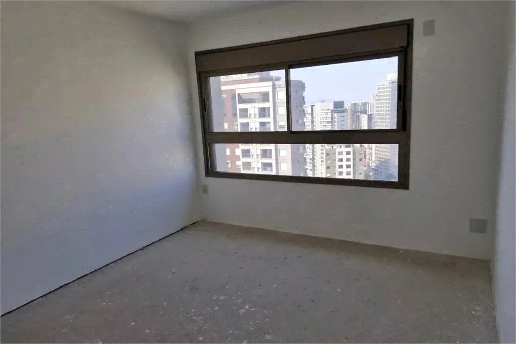 Apartamento à venda com 3 suítes em Sumarezinho, São Paulo, SP