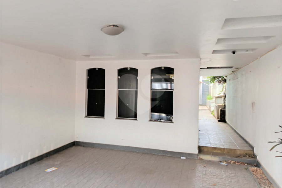 Sobrado à venda com 3 quartos, sendo 1 suíte,  em Vila Lucia, São Paulo, SP