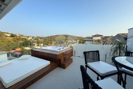 Casa à venda com 4 suítes em Alto de Búzios, Armação dos Búzios, RJ