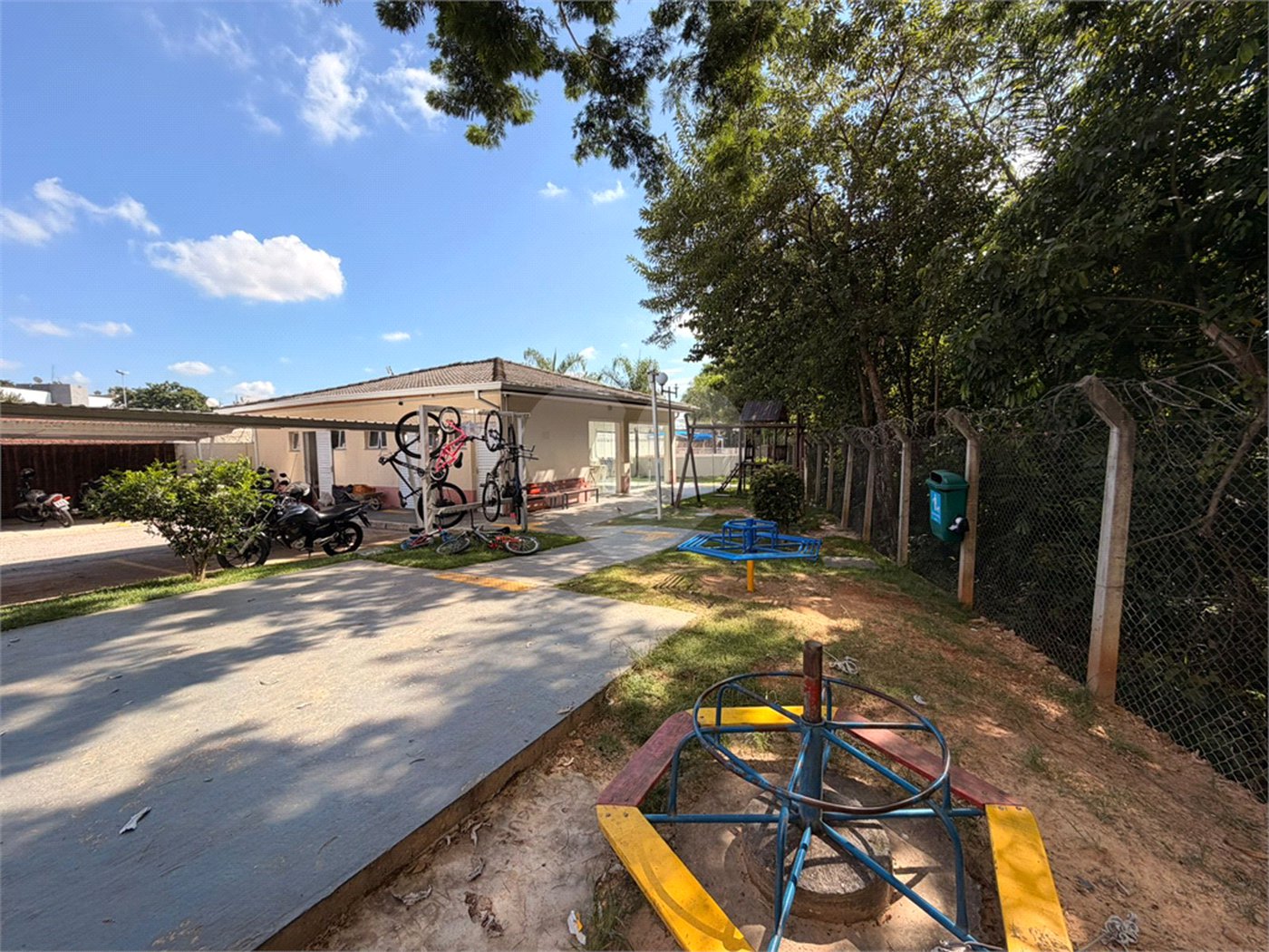 Apartamento à venda com 2 quartos em Vila Odim Antão, Sorocaba, SP
