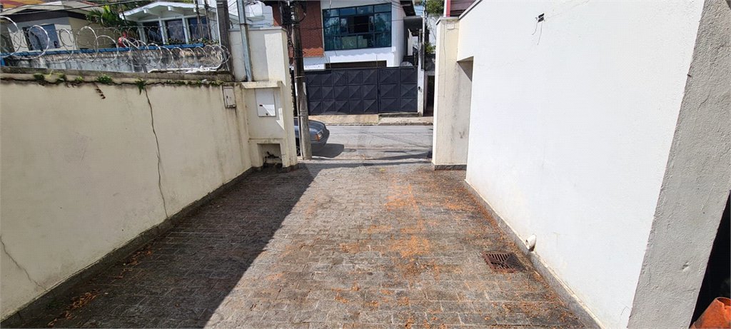 Sobrado à venda com 8 quartos em Vila Tramontano, São Paulo, SP