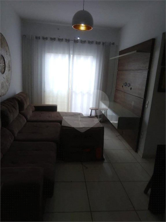 Apartamento no Condomínio Vila Urbana.