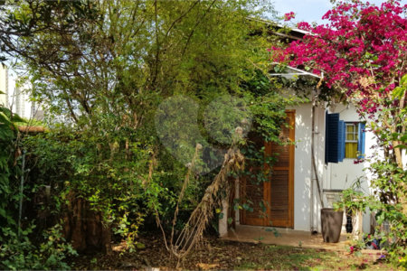 Sobrado à venda com 3 quartos em Vila Romana, São Paulo, SP