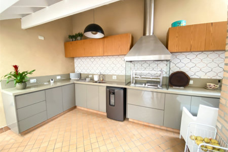 Casa à venda com 4 quartos, sendo 3 suítes, no condomínio Brisa Verde, São Paulo - SP