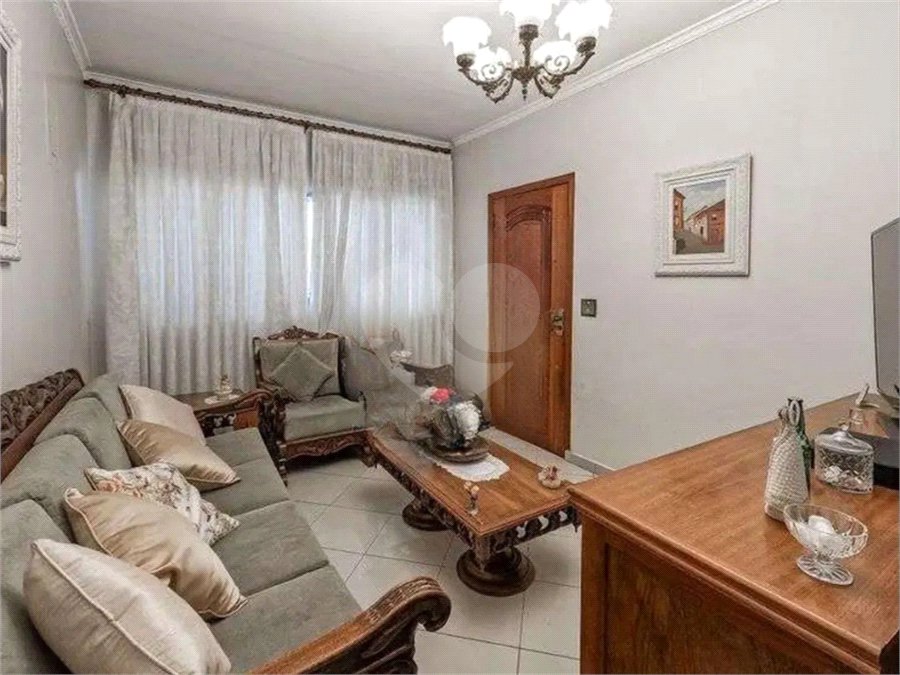 Casa à venda com 3 quartos em Jardim Marisa, São Paulo, SP