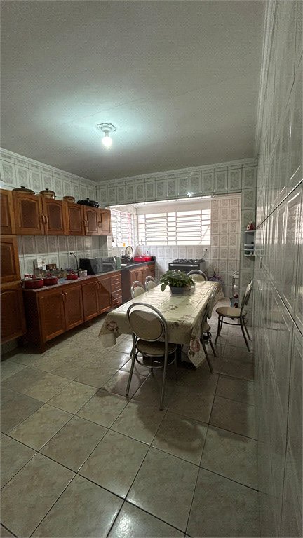 Sobrado à venda com 3 quartos, sendo 2 suítes,  em Vila Lúcia, Poá, SP