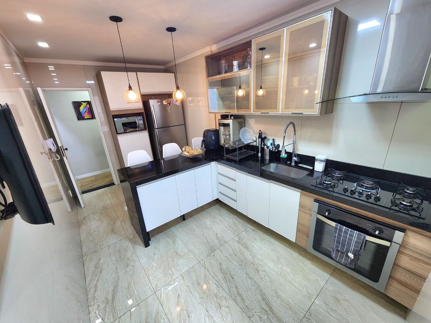 Apartamento com 2 dormitórios à venda, 92 m² por R$ 650.000,00 - Boa Vista - São Vicente/SP