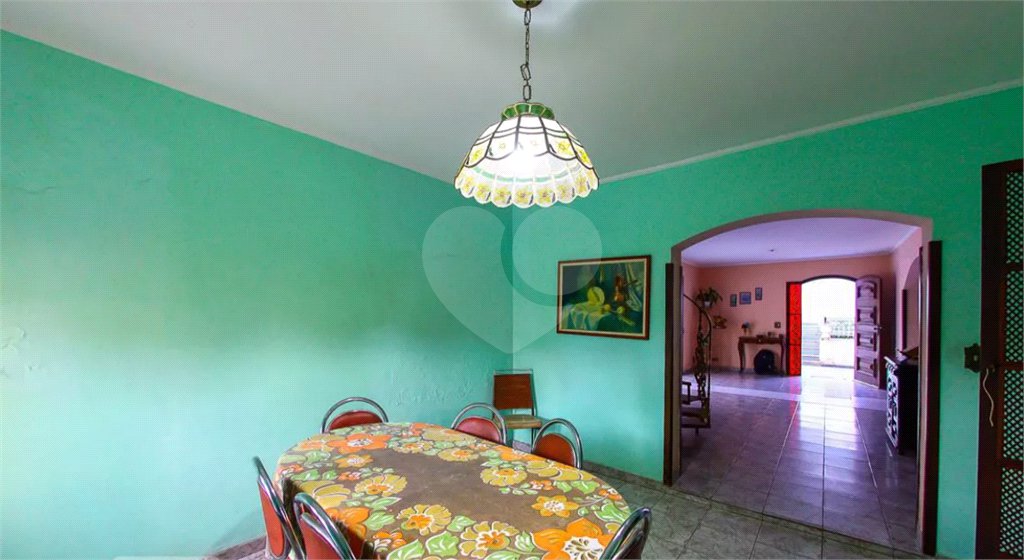 Sobrado à venda com 5 quartos, sendo 2 suítes, em Tremembé, São Paulo, SP