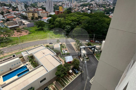 Oportunidade Única no Monte dos Pinheiros – Um lar completo esperando por você