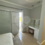 Lindo Sobrado com 3 suítes, à venda, 290 m², por R$ 2.340.000,00 no condomínio Helvetia Park em Indaiatuba/SP.