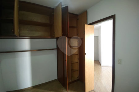 Apartamento com 1 dormitório 1 vaga na Bela Vista