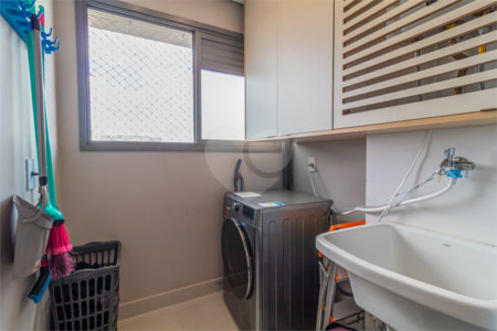 Apartamento à venda com 3 quartos, sendo 1 suíte, em Chácara Flora, São Paulo, SP