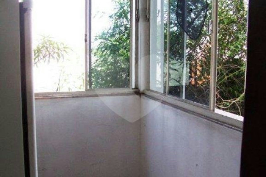 Sobrado à venda com 4 quartos em Parada Inglesa, São Paulo, SP