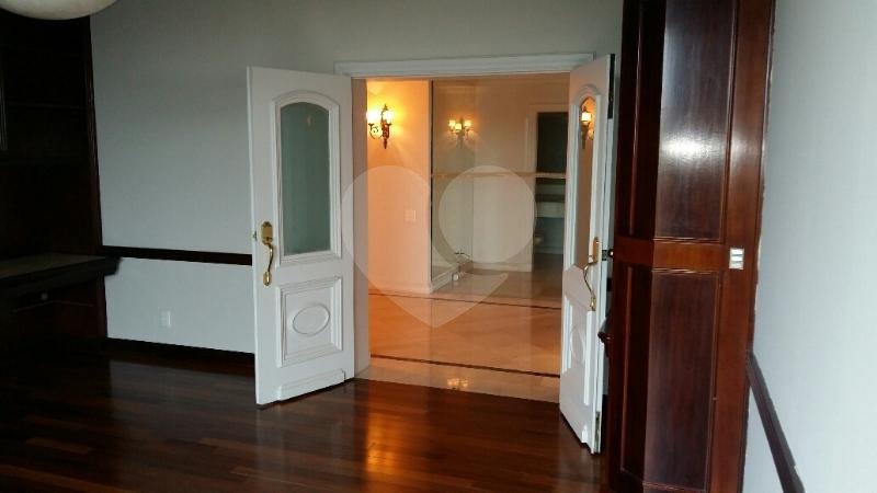 Apartamento à venda com 4 suítes em Alto da Boa Vista, São Paulo, SP
