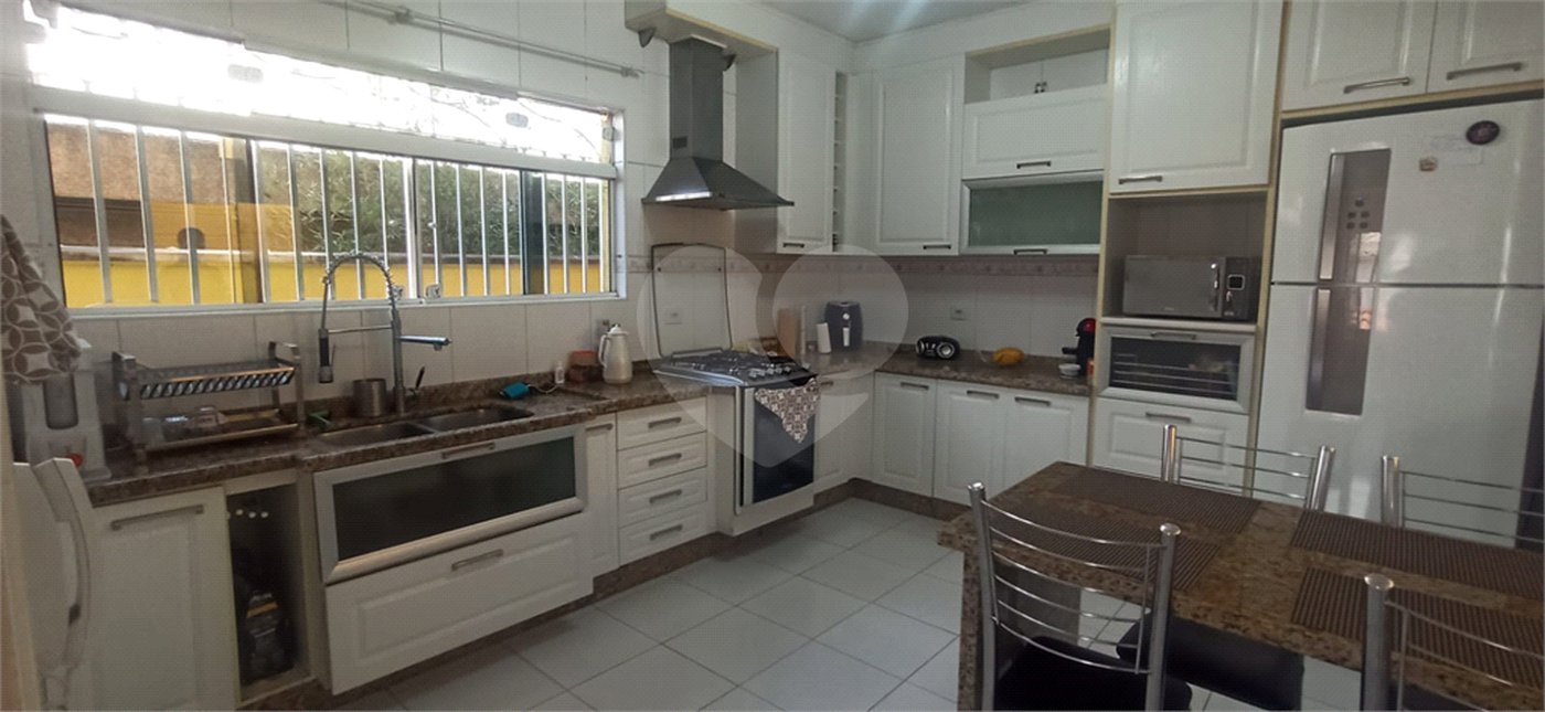 Sobrado à venda com 3 suítes em Vila Mazzei, São Paulo, SP