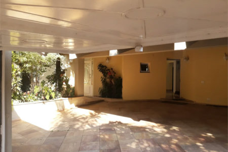 Casa à venda com 5 suítes em Jardim Leonor, São Paulo, SP