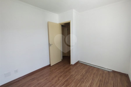 Casa à venda com 2 quartos no condomínio Vila Colorado Suzano, Suzano - SP
