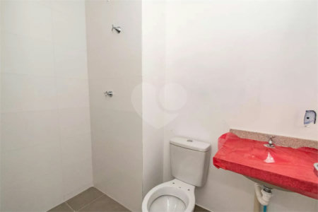 Apartamento à venda com 3 suítes em Vila Firmiano Pinto, São Paulo, SP