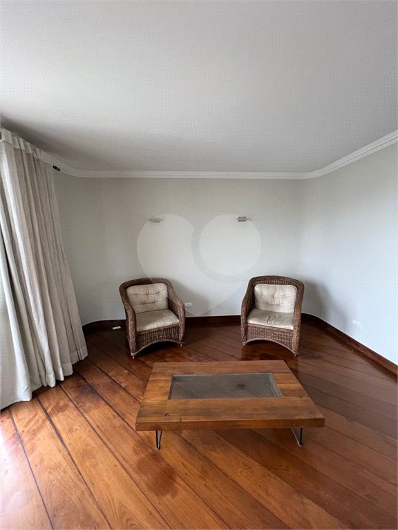 Apartamento à venda com 3 quartos, sendo 2 suítes,  em Vila Suzana, São Paulo, SP