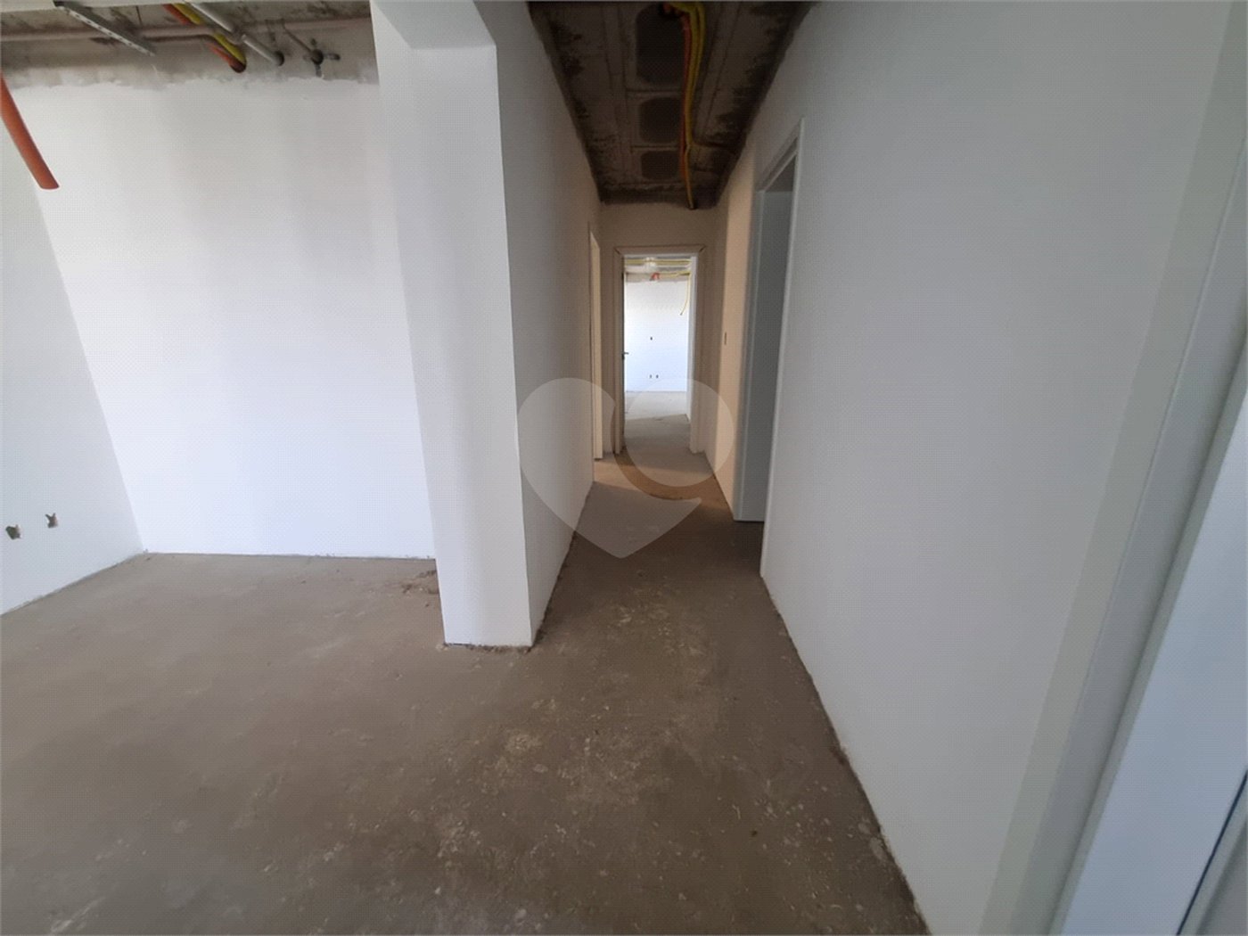 Apartamento à venda com 4 quartos, sendo 3 suítes, em Jardim Judith, Sorocaba, SP