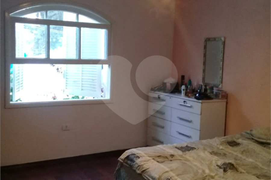 Sobrado à venda com 3 quartos em Tremembé, São Paulo, SP