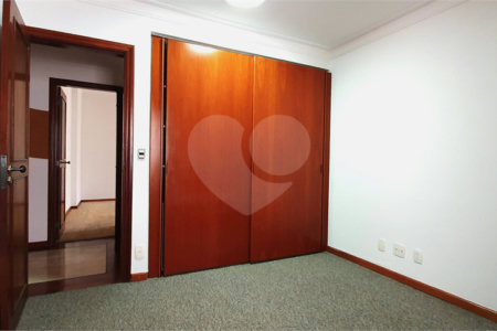 Apartamento à venda com 4 suítes em Brooklin Novo, São Paulo, SP