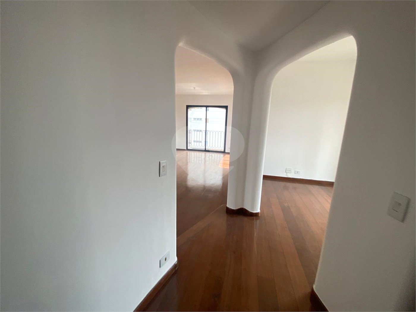 Apartamento para alugar com 3 suítes em Pinheiros, São Paulo, SP