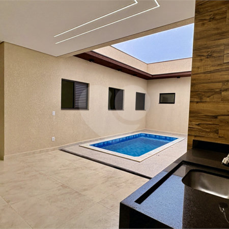 Casa à venda com 3 quartos, sendo 1 suíte, no condomínio Residencial Villagio Wanel, Sorocaba - SP