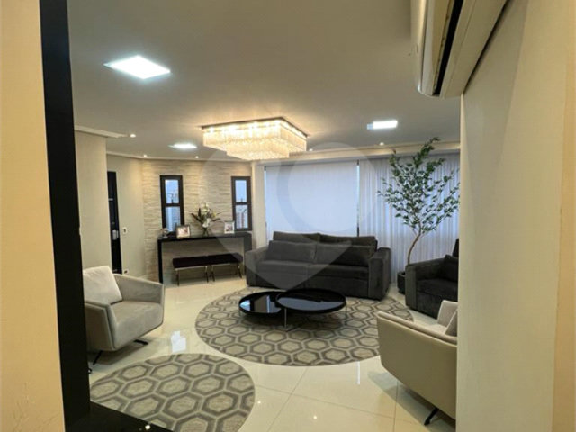 Apartamento à venda com 3 suítes em Santana, São Paulo, SP