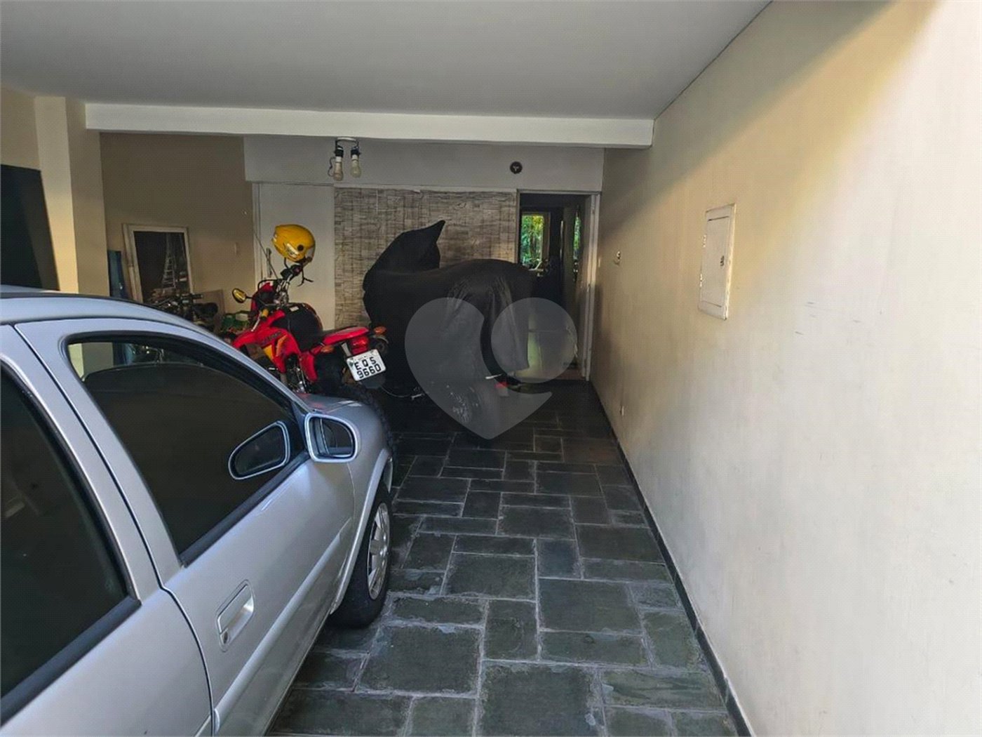 Casa à venda com 3 quartos, sendo 1 suíte, em Mirandópolis, São Paulo, SP