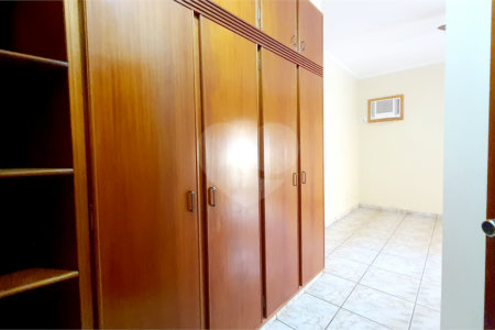 Apartamento à venda com 4 quartos, sendo 1 suíte,  em Jardim Paulista, Ribeirão Preto, SP