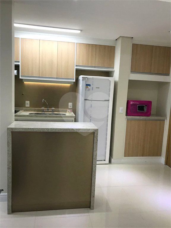 Apartamento à venda com 1 quarto em Empresarial 18 do Forte, Barueri, SP