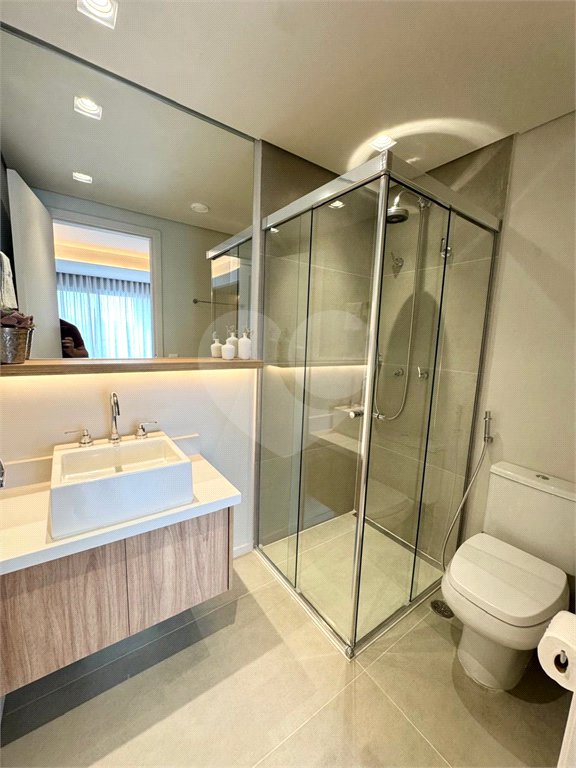 Apartamento à venda com 3 suítes em Jardim das Acácias, São Paulo, SP