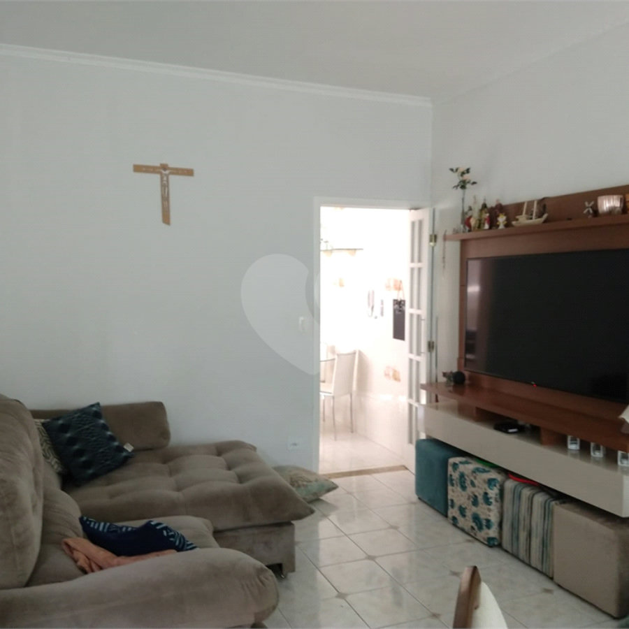Casa à venda com 3 quartos, sendo 1 suíte, em Jardim Peri, São Paulo, SP