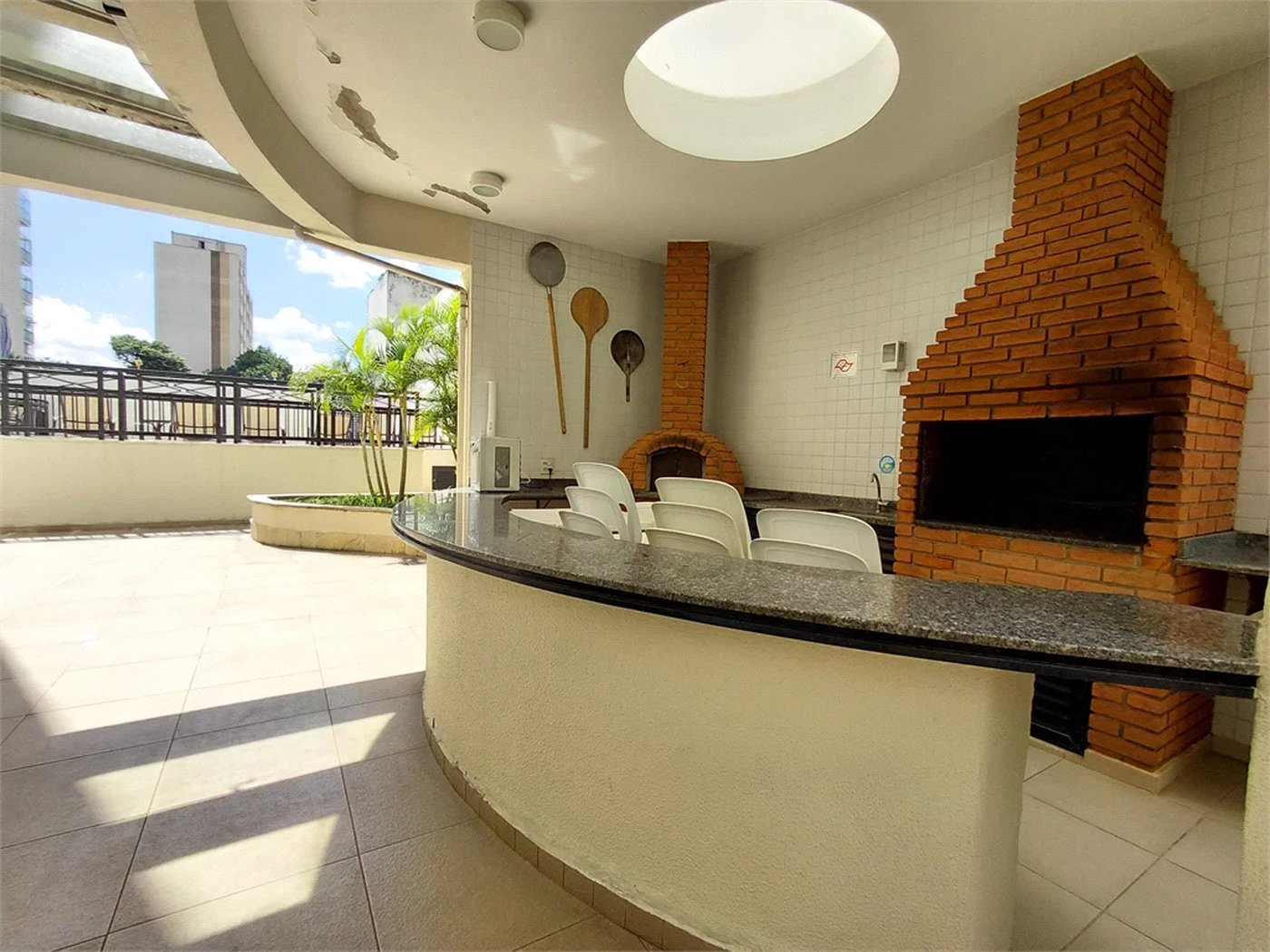 Apartamento à venda com 3 suítes em Vila Romana, São Paulo, SP