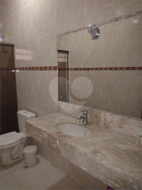 Casa à venda com 3 quartos, sendo 1 suíte, no condomínio Acmti - Colinas do Mosteiro, Terras de Itaici e Recanto dos Pássaros, Indaiatuba - SP