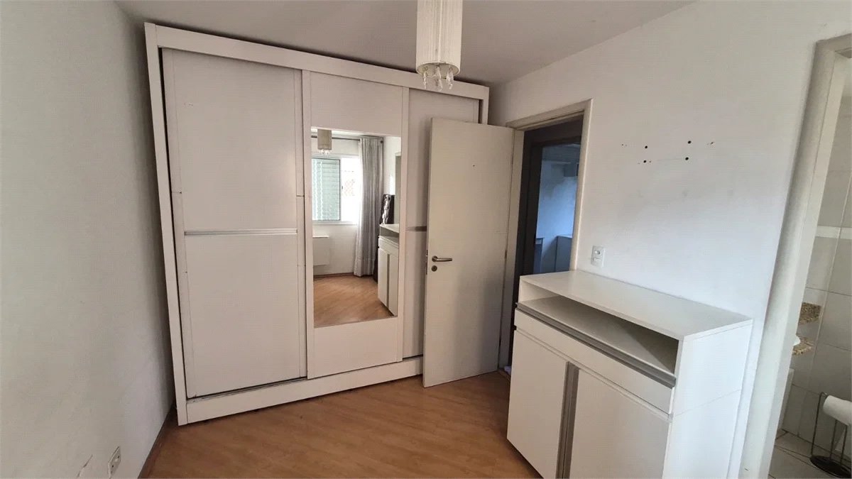 Apartamento à venda com 3 quartos, sendo 1 suíte, em Vila Campestre, São Paulo, SP
