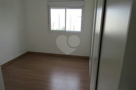 Apartamento à venda com 3 quartos, sendo 1 suíte, em Morumbi, São Paulo, SP
