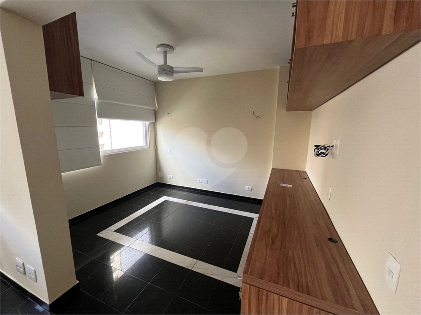 Apartamento à venda ou para alugar com 2 quartos, sendo 1 suíte,  em Itaim Bibi, São Paulo, SP