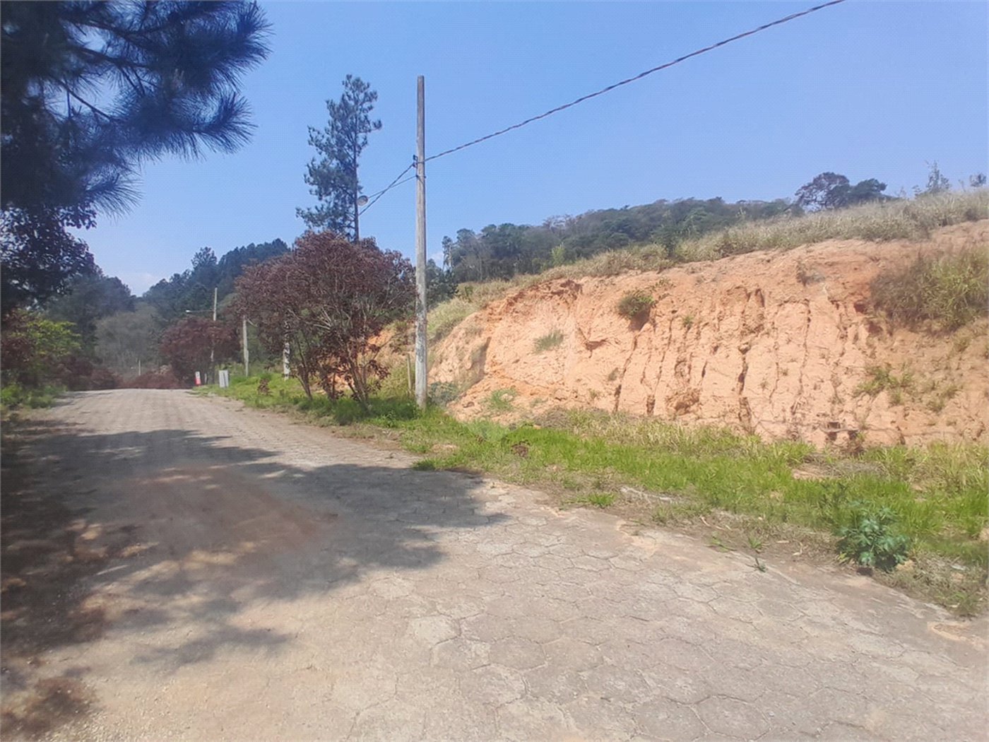 Terreno à venda no condomínio Aútria da Cantareira, Mairiporã - SP