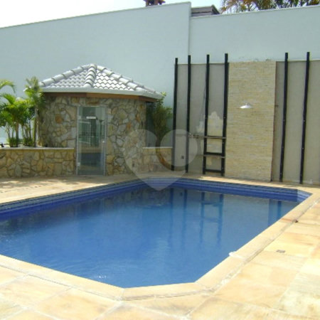 Casa à venda com 3 suítes no condomínio Estância Marambaia, Vinhedo - SP