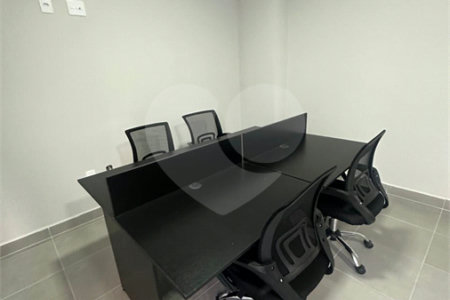 Apartamento à venda com 2 quartos em Vila Dom Pedro II, São Paulo, SP