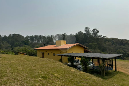 Sítio à venda com 3 quartos, sendo 1 suíte,  em Week-end, Jarinu, SP