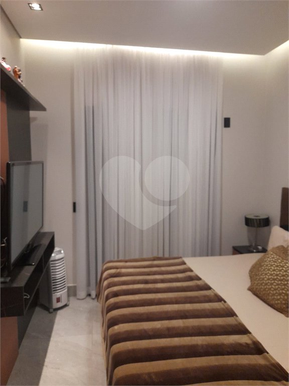 Casa à venda com 3 suítes no condomínio Reserva Real, Paulínia - SP